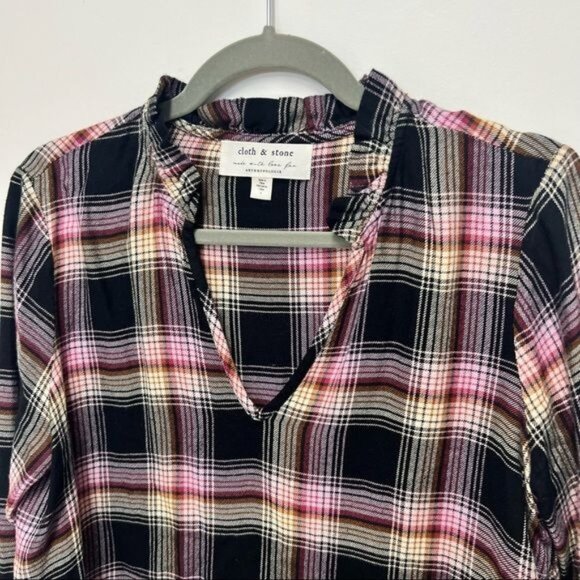 Cloth & Stone for Anthropologie Long Sleeve Plaid Top Ruffle V-Neck, Size Small - Picture 3 of 7